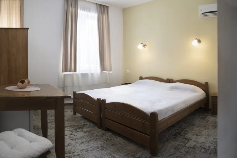 Tusnádfürdő Szállás | Turisztikai panzió (K1292-21) A kép szerzői jogvédelem alatt állhat. Javasolt a kapcsolatfelvétel a jog tulajdonossal.