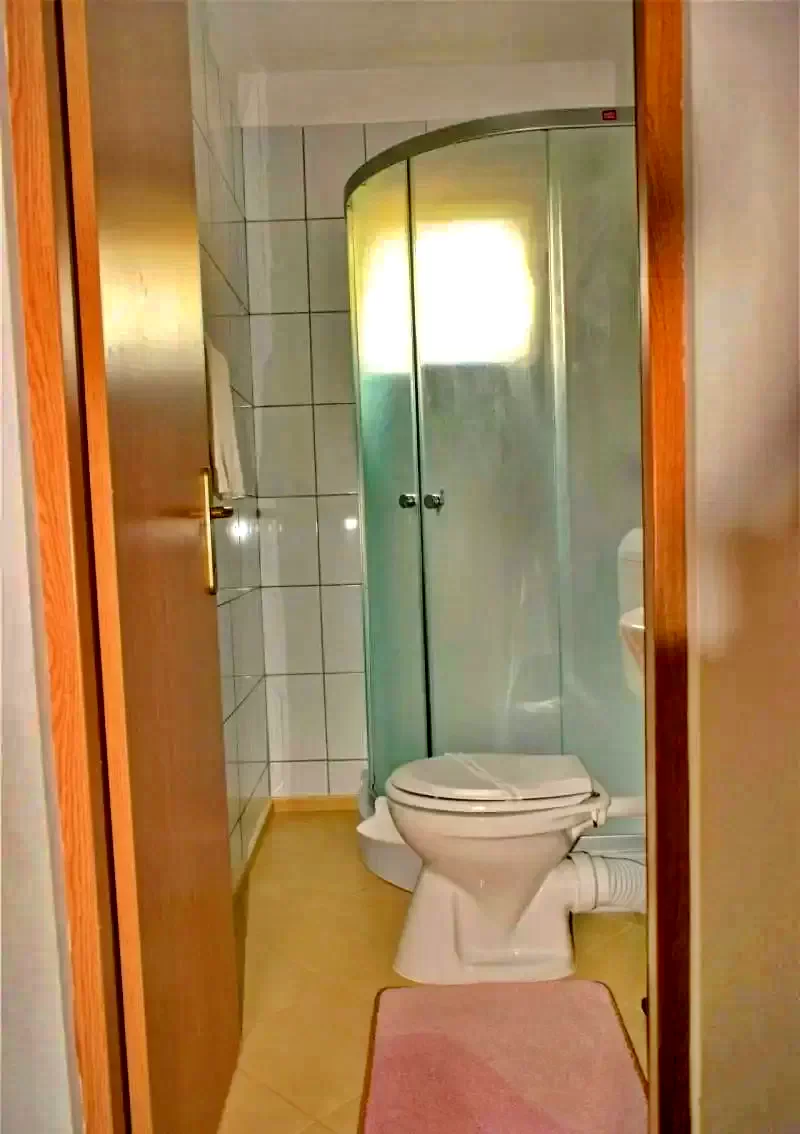 Băile Tușnad Cazare | Pensiune turistică (K1292-34) Imaginea poate fi supusă drepturilor de autor. Se recomandă contactarea titularului drepturilor.