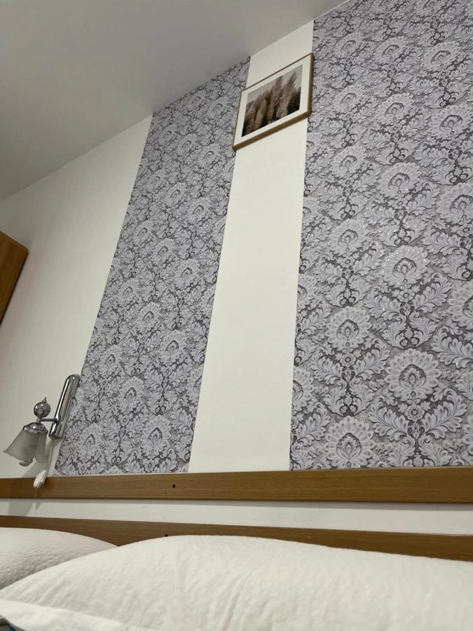 Sovata Cazare | Vila (K0316-20) Imaginea poate fi supusă drepturilor de autor. Se recomandă contactarea titularului drepturilor.