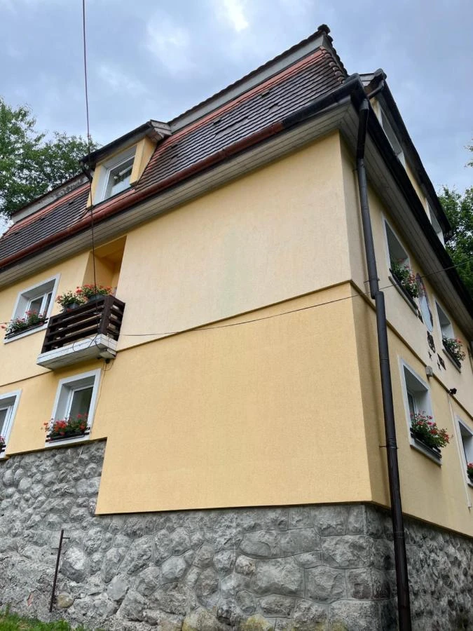 Sovata Cazare | Vila (K0316-35) Imaginea poate fi supusă drepturilor de autor. Se recomandă contactarea titularului drepturilor.