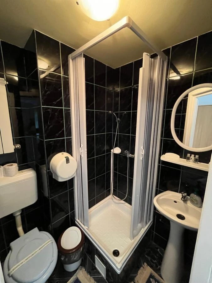 Sovata Cazare | Vila (K0316-42) Imaginea poate fi supusă drepturilor de autor. Se recomandă contactarea titularului drepturilor.