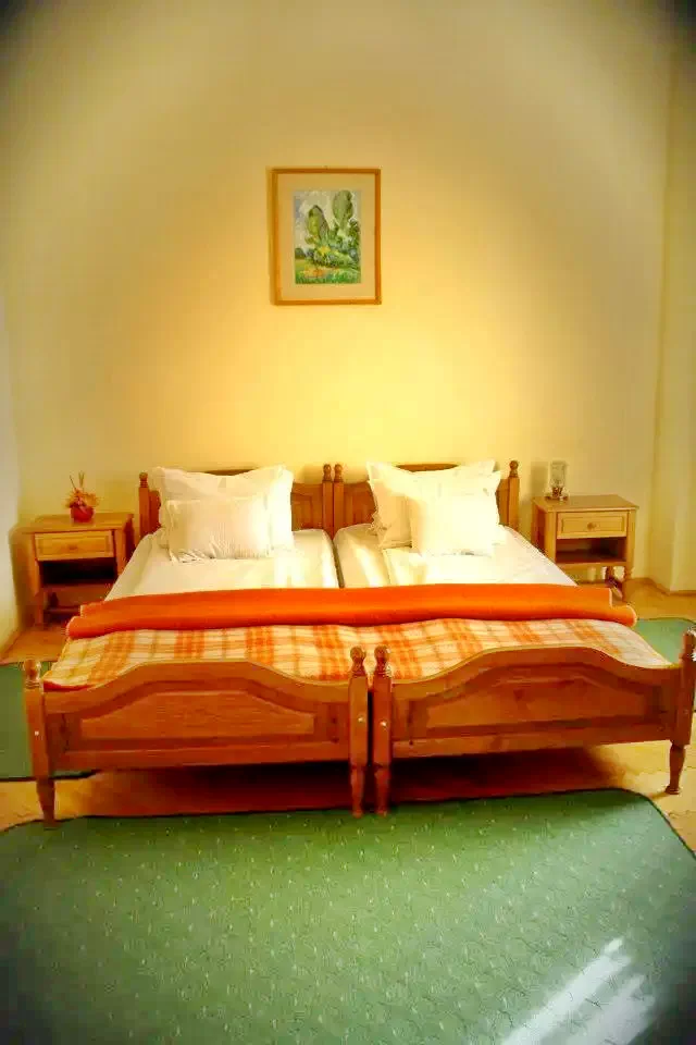 Szállás Sovata -  Hotel Tivoli **+ | Szováta - Tivoli Hotel **+. A kép szerzői jogvédelem alatt állhat. Javasolt a kapcsolatfelvétel a jog tulajdonossal.