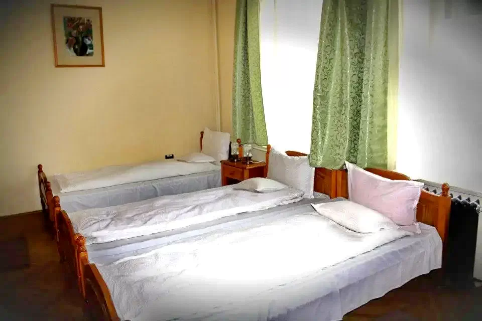 Szállás Sovata -  Hotel Tivoli **+ | Szováta - Tivoli Hotel **+. A kép szerzői jogvédelem alatt állhat. Javasolt a kapcsolatfelvétel a jog tulajdonossal.
