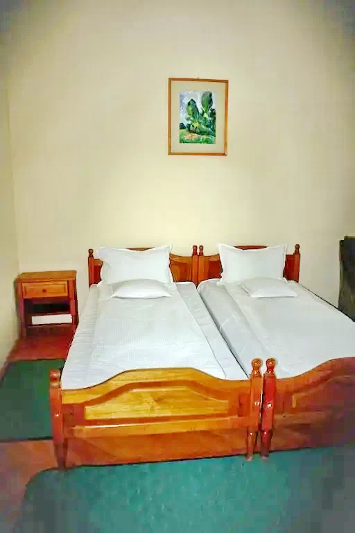 Szállás Sovata -  Hotel Tivoli **+ | Szováta - Tivoli Hotel **+. A kép szerzői jogvédelem alatt állhat. Javasolt a kapcsolatfelvétel a jog tulajdonossal.