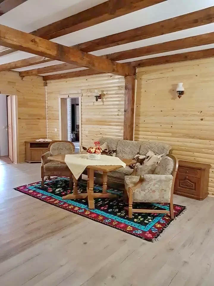 Csalhó Szállás | Panzió (K0688-17) A kép szerzői jogvédelem alatt állhat. Javasolt a kapcsolatfelvétel a jog tulajdonossal.