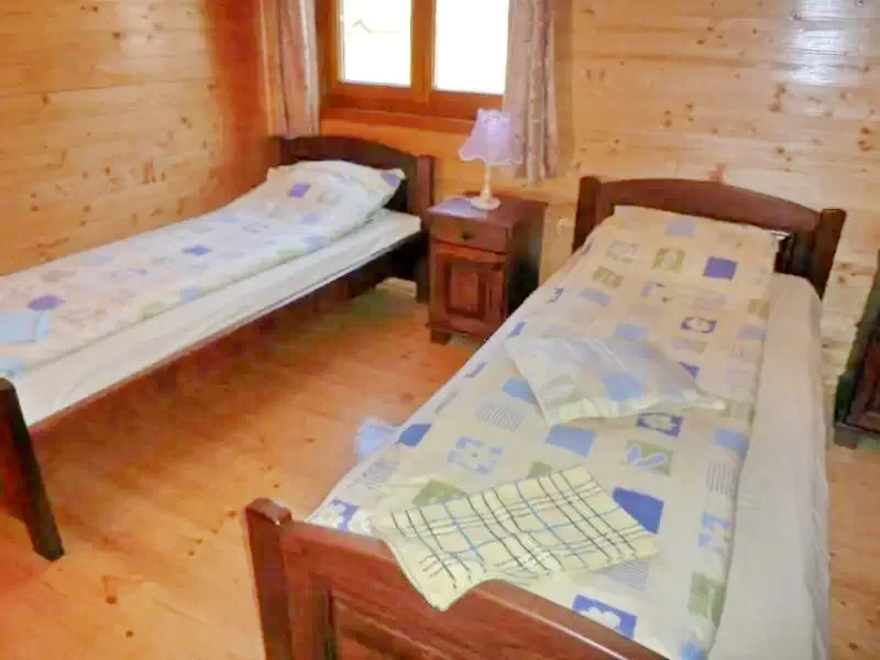 Zeteváralja Szállás | Kulcsosház (K0528-35) A kép szerzői jogvédelem alatt állhat. Javasolt a kapcsolatfelvétel a jog tulajdonossal.