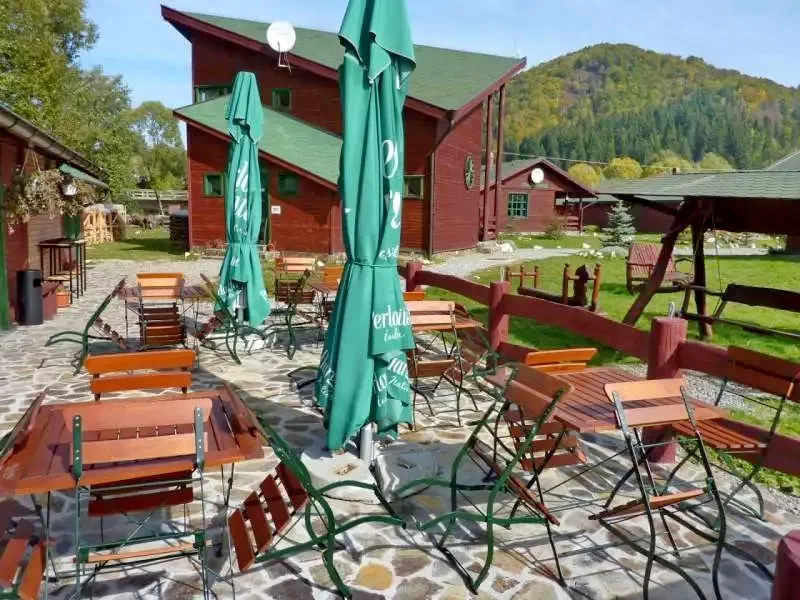 Zeteváralja Szállás | Üdülőfalu (K0614-21) A kép szerzői jogvédelem alatt állhat. Javasolt a kapcsolatfelvétel a jog tulajdonossal.