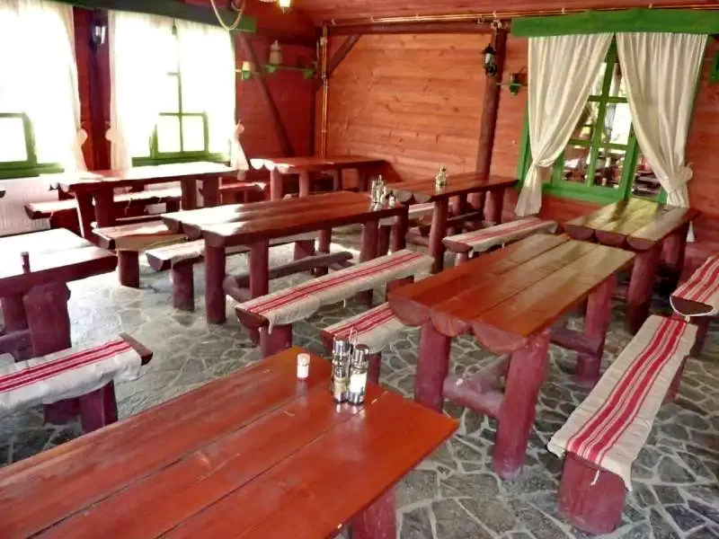 Zeteváralja Szállás | Üdülőfalu (K0614-27) A kép szerzői jogvédelem alatt állhat. Javasolt a kapcsolatfelvétel a jog tulajdonossal.