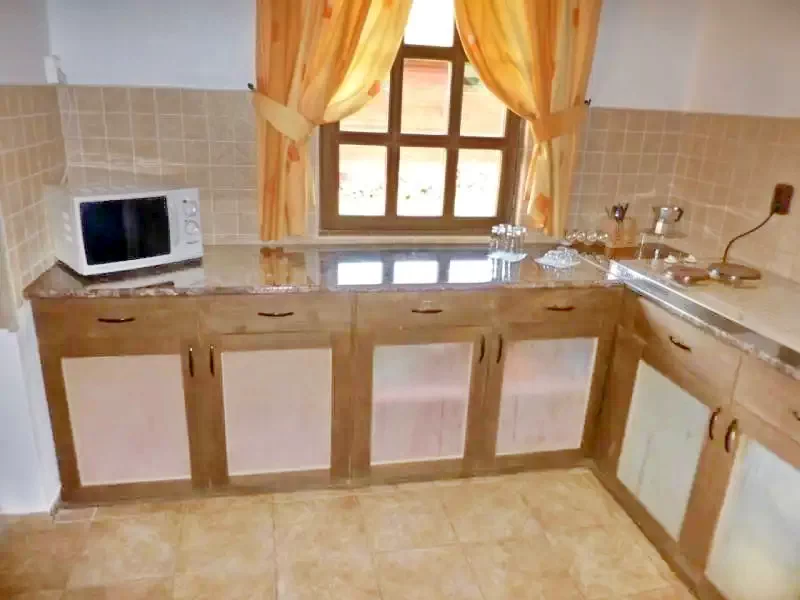 Sub Cetate Cazare | Sat de vacanță (K0614-32) Imaginea poate fi supusă drepturilor de autor. Se recomandă contactarea titularului drepturilor.