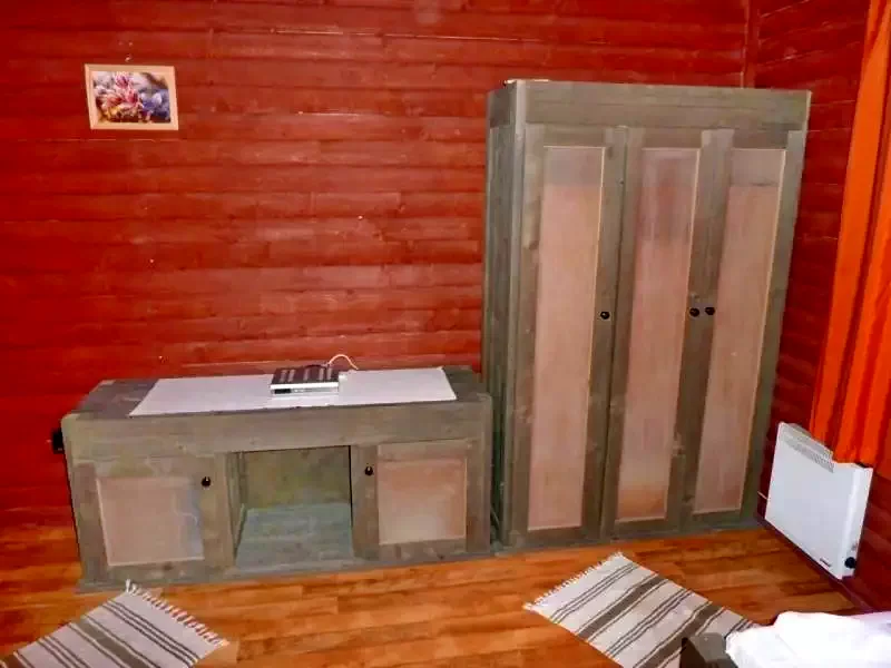 Sub Cetate Cazare | Sat de vacanță (K0614-56) Imaginea poate fi supusă drepturilor de autor. Se recomandă contactarea titularului drepturilor.