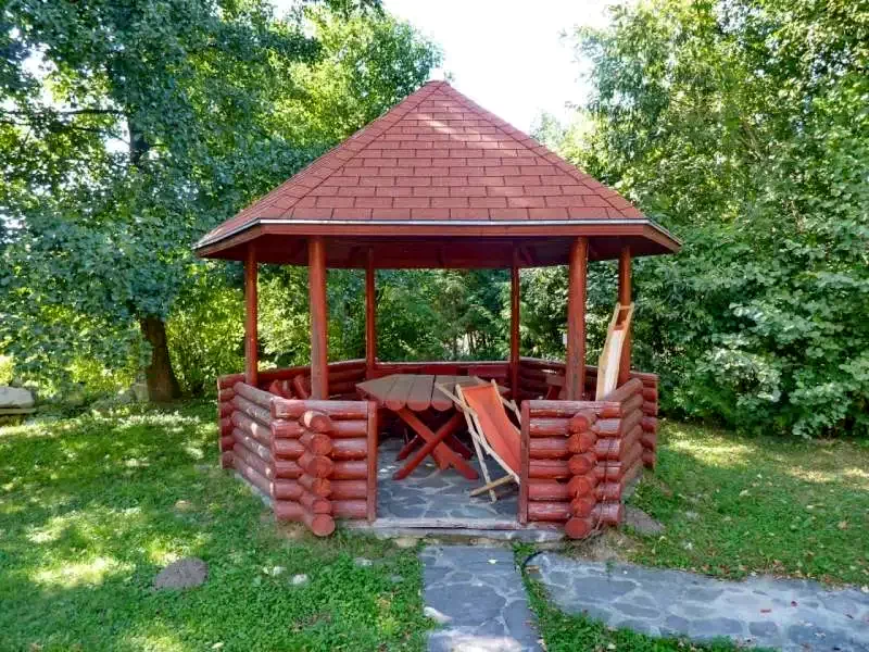 Sub Cetate Cazare | Cabană (K1138-7) Imaginea poate fi supusă drepturilor de autor. Se recomandă contactarea titularului drepturilor.