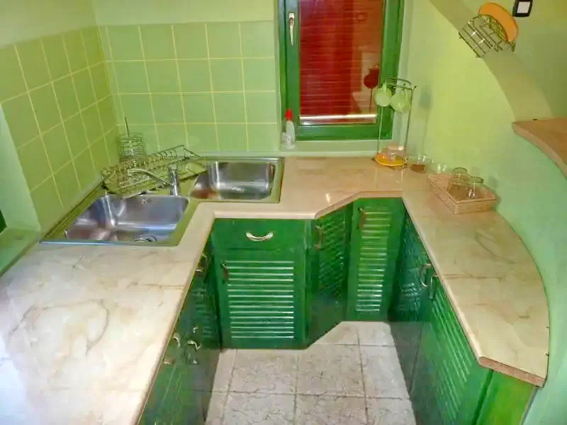 Sub Cetate Cazare | Cabană (K1138-15) Imaginea poate fi supusă drepturilor de autor. Se recomandă contactarea titularului drepturilor.