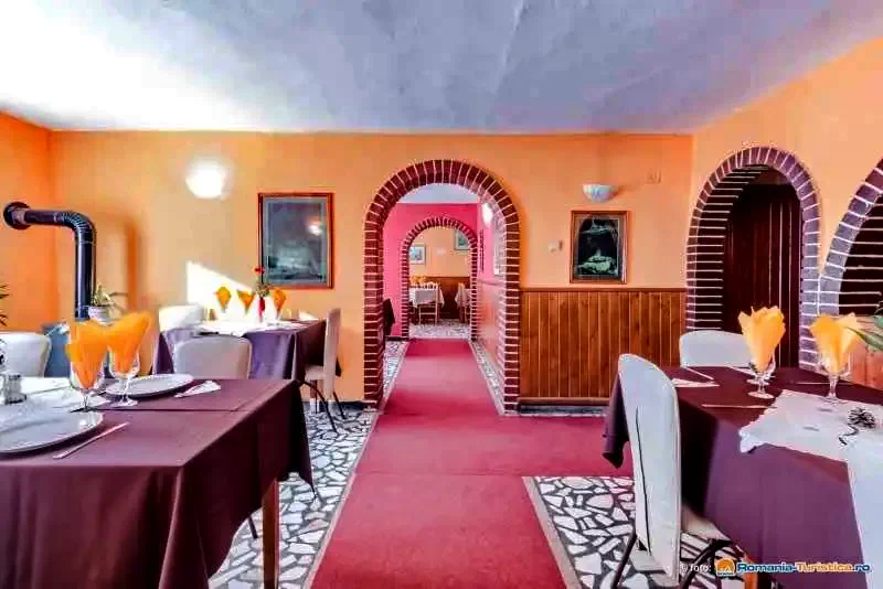 Frumoasa Cazare | Motel (K0089-2) Imaginea poate fi supusă drepturilor de autor. Se recomandă contactarea titularului drepturilor.