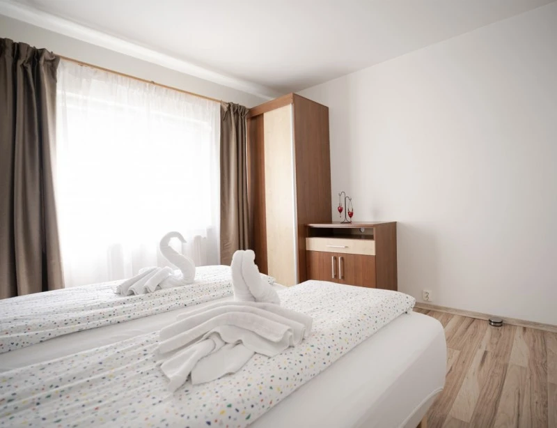 Székelyudvarhely Szállás | Apartman (K1367-8) A kép szerzői jogvédelem alatt állhat. Javasolt a kapcsolatfelvétel a jog tulajdonossal.