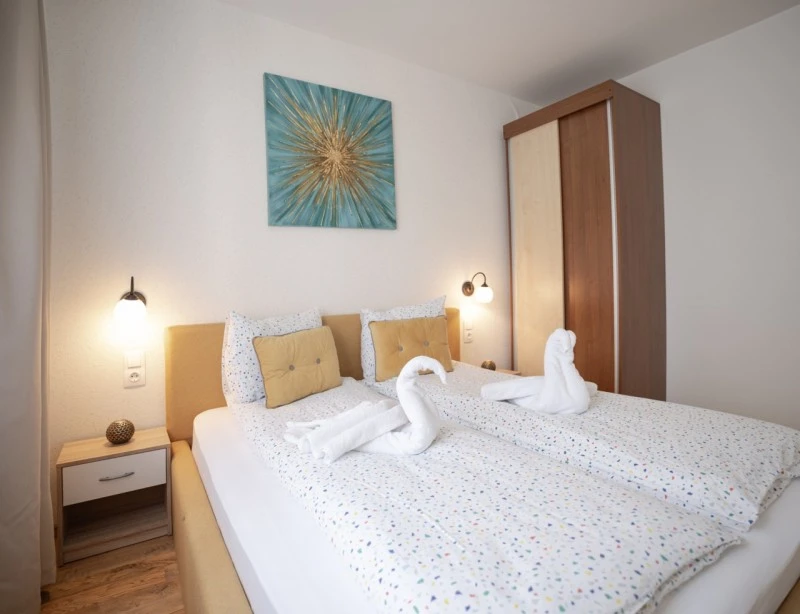 Székelyudvarhely Szállás | Apartman (K1367-12) A kép szerzői jogvédelem alatt állhat. Javasolt a kapcsolatfelvétel a jog tulajdonossal.