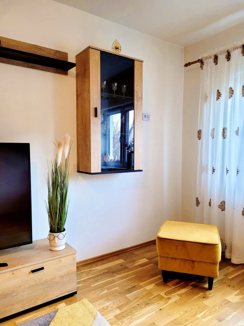 Székelyudvarhely Szállás | Apartman (K1367-16) A kép szerzői jogvédelem alatt állhat. Javasolt a kapcsolatfelvétel a jog tulajdonossal.