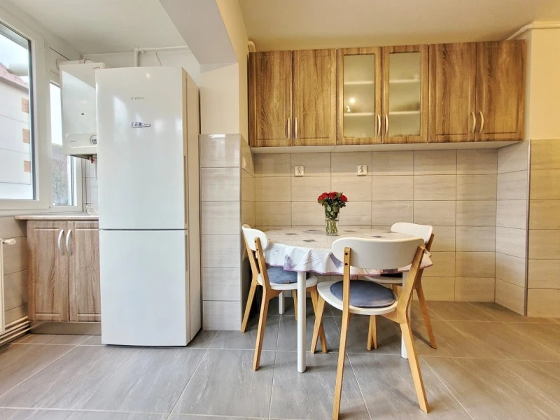Odorheiu Secuiesc Cazare | Apartament (K1367-17) Imaginea poate fi supusă drepturilor de autor. Se recomandă contactarea titularului drepturilor.