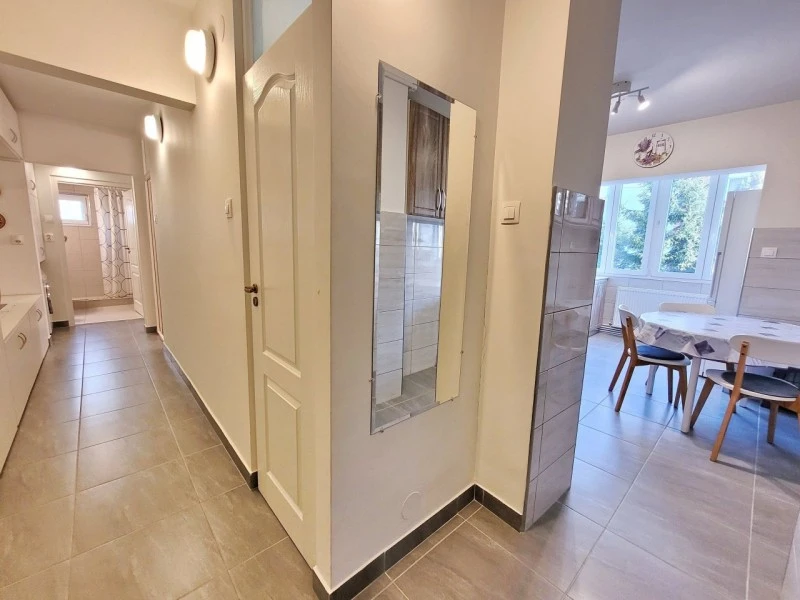 Székelyudvarhely Szállás | Apartman (K1367-21) A kép szerzői jogvédelem alatt állhat. Javasolt a kapcsolatfelvétel a jog tulajdonossal.