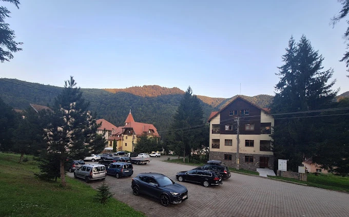 Szállás Băile Tușnad - Pensiunea Sfântu Cristof *** | Tusnádfürdő - Szent Kristóf Panzió ***. A kép szerzői jogvédelem alatt állhat. Javasolt a kapcsolatfelvétel a jog tulajdonossal.