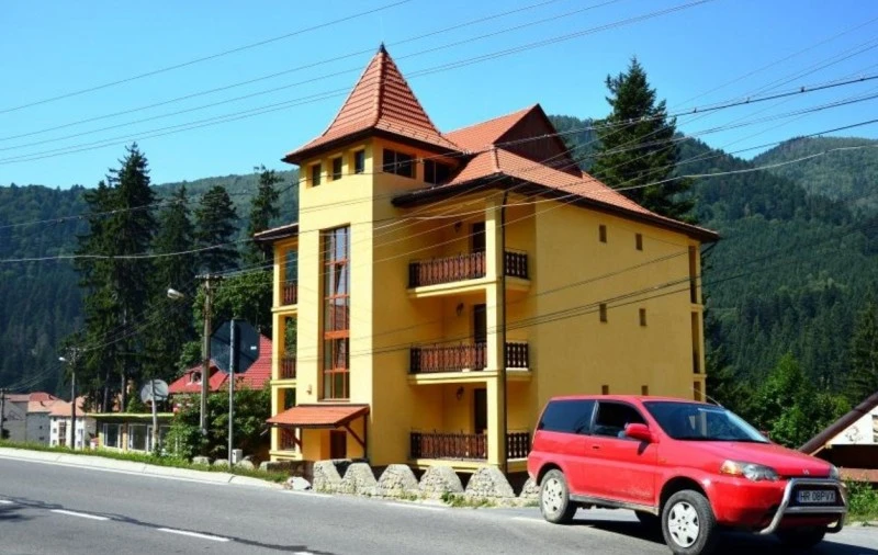 Băile Tușnad Cazare | Motel (K1158-1) Imaginea poate fi supusă drepturilor de autor. Se recomandă contactarea titularului drepturilor.