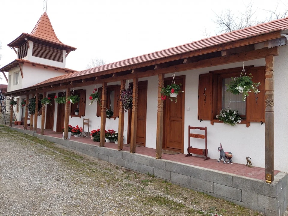 Căpâlnița Cazare | Casă de oaspeți (K0799-72) Imaginea poate fi supusă drepturilor de autor. Se recomandă contactarea titularului drepturilor.