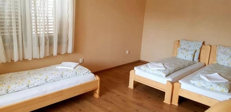 Kápolnásfalu Szállás | Panzió (K1240-23) A kép szerzői jogvédelem alatt állhat. Javasolt a kapcsolatfelvétel a jog tulajdonossal.