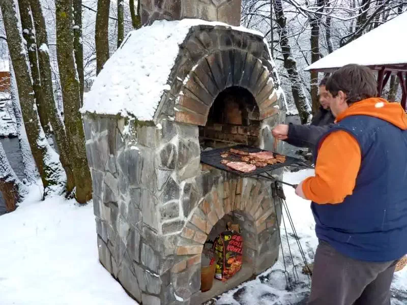 Szállás Zetea - Casa la cheie Nagy Lak III-VII. *** | Zeteváralja - Nagy Lak III-VII. Kulcsosházak ***. A kép szerzői jogvédelem alatt állhat. Javasolt a kapcsolatfelvétel a jog tulajdonossal.