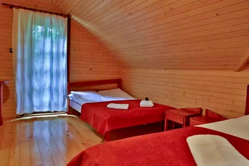 Ivó Szállás | Apartman (K0403-18) A kép szerzői jogvédelem alatt állhat. Javasolt a kapcsolatfelvétel a jog tulajdonossal.