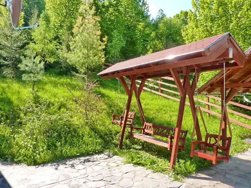 Izvoare Cazare | Cabană (K0723-24) Imaginea poate fi supusă drepturilor de autor. Se recomandă contactarea titularului drepturilor.