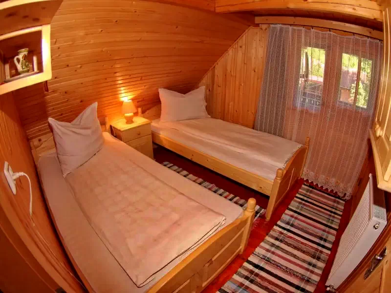 Szállás Izvoare - Casa la cheie Hanes János I. |Ivó - Hanes János I. Kulcsosház. A kép szerzői jogvédelem alatt állhat. Javasolt a kapcsolatfelvétel a jog tulajdonossal.