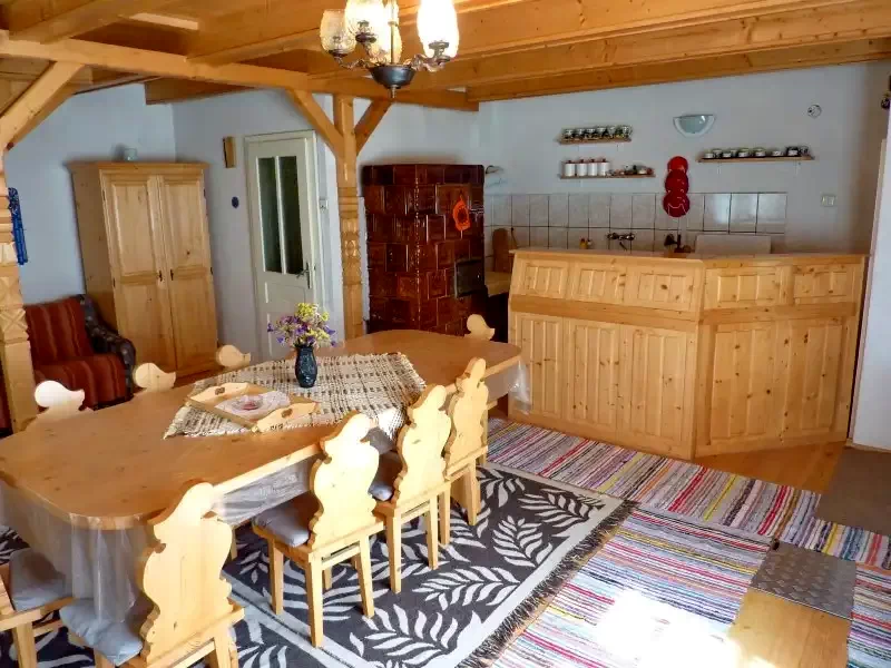 Ivó Szállás | Kulcsosház (K0727-13) A kép szerzői jogvédelem alatt állhat. Javasolt a kapcsolatfelvétel a jog tulajdonossal.