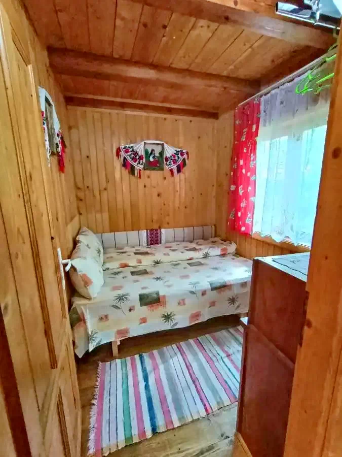 Szállás Chișcău - Cabana Măduța Traian | Kiskoh - Măduța Traian Kulcsosház. A kép szerzői jogvédelem alatt állhat. Javasolt a kapcsolatfelvétel a jog tulajdonossal.