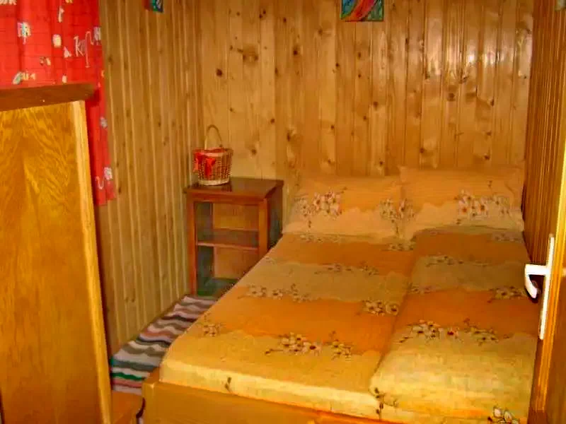 Szállás Chișcău - Cabana Măduța Traian | Kiskoh - Măduța Traian Kulcsosház. A kép szerzői jogvédelem alatt állhat. Javasolt a kapcsolatfelvétel a jog tulajdonossal.