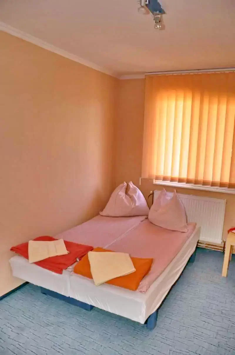 Koltó Szállás | Motel (K1004-3) A kép szerzői jogvédelem alatt állhat. Javasolt a kapcsolatfelvétel a jog tulajdonossal.