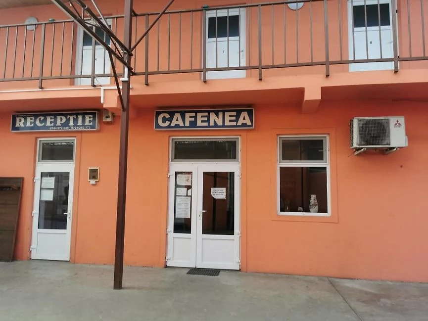Beiuș Cazare | Motel (K0122-8) Imaginea poate fi supusă drepturilor de autor. Se recomandă contactarea titularului drepturilor.
