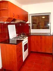 Belényes Szállás | Motel (K0122-13) A kép szerzői jogvédelem alatt állhat. Javasolt a kapcsolatfelvétel a jog tulajdonossal.