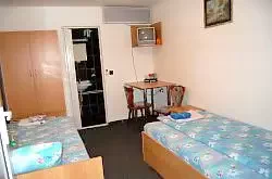 Belényes Szállás | Motel (K0122-20) A kép szerzői jogvédelem alatt állhat. Javasolt a kapcsolatfelvétel a jog tulajdonossal.