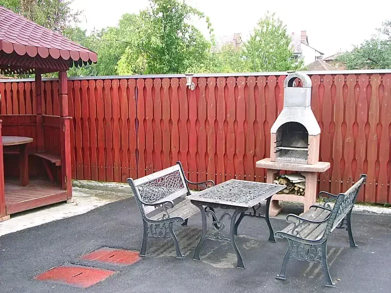 Belényes Szállás | Motel (K0122-22) A kép szerzői jogvédelem alatt állhat. Javasolt a kapcsolatfelvétel a jog tulajdonossal.