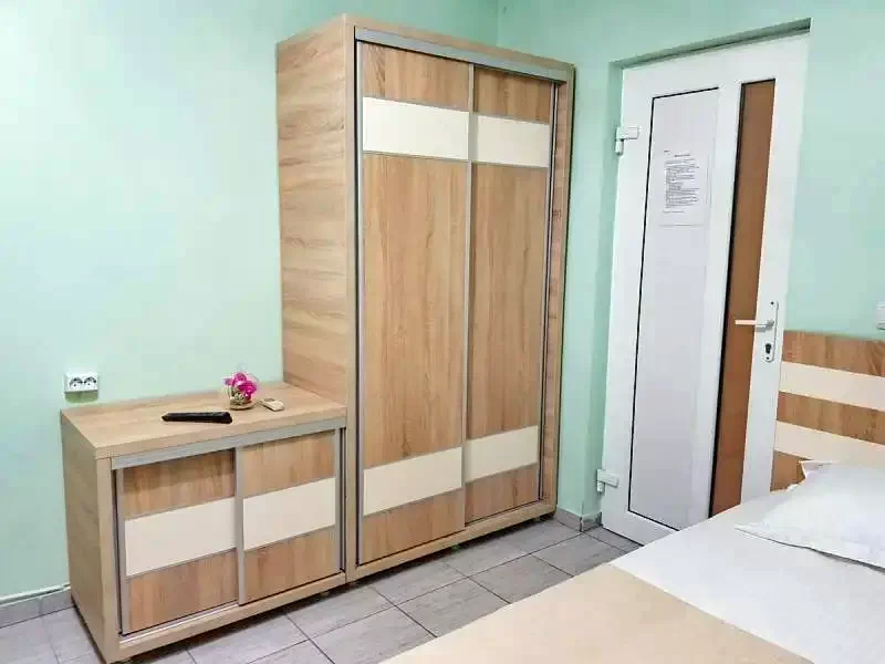  Szállás | Panzió (K1324-28) A kép szerzői jogvédelem alatt állhat. Javasolt a kapcsolatfelvétel a jog tulajdonossal.