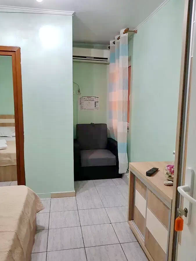 Eforie Nord Cazare | Pensiune (K1324-30) Imaginea poate fi supusă drepturilor de autor. Se recomandă contactarea titularului drepturilor.