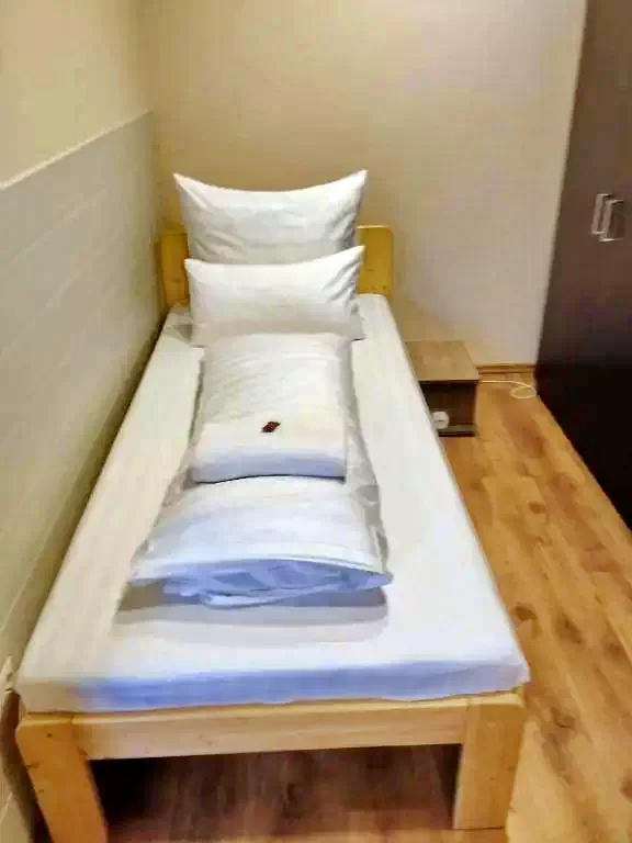 Ionești Cazare | Hotel**** (K1349-16) Imaginea poate fi supusă drepturilor de autor. Se recomandă contactarea titularului drepturilor.