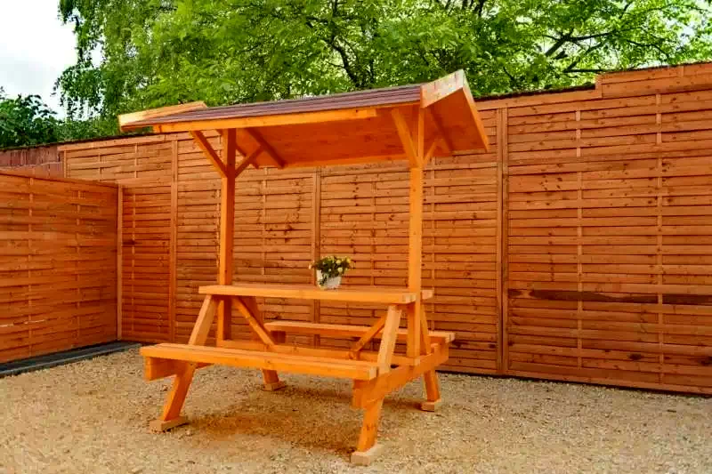 Ionești Cazare | Hotel**** (K1349-19) Imaginea poate fi supusă drepturilor de autor. Se recomandă contactarea titularului drepturilor.