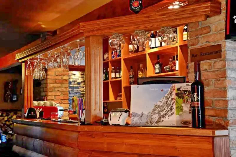 Harghita Madaras Cazare | Motel (K0067-10) Imaginea poate fi supusă drepturilor de autor. Se recomandă contactarea titularului drepturilor.