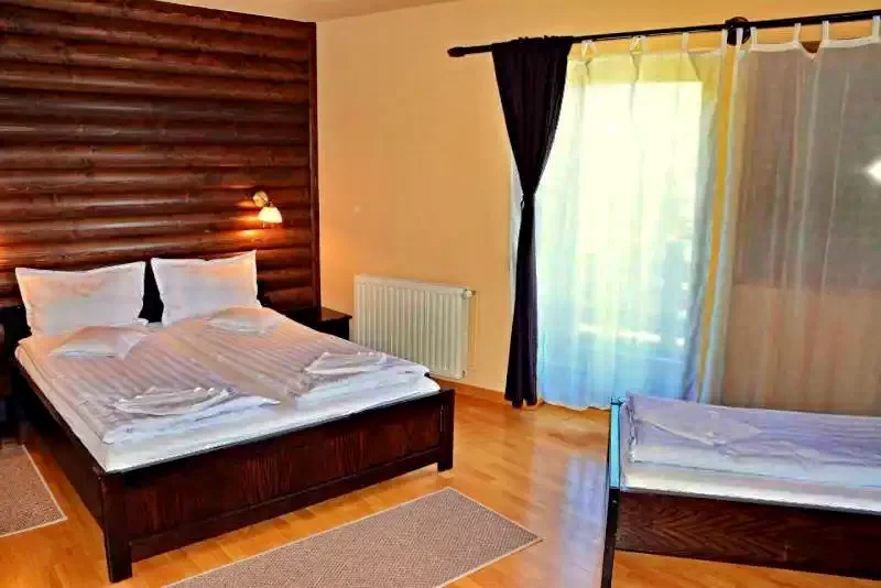 Madarasi Hargita Szállás | Motel (K0067-26) A kép szerzői jogvédelem alatt állhat. Javasolt a kapcsolatfelvétel a jog tulajdonossal.