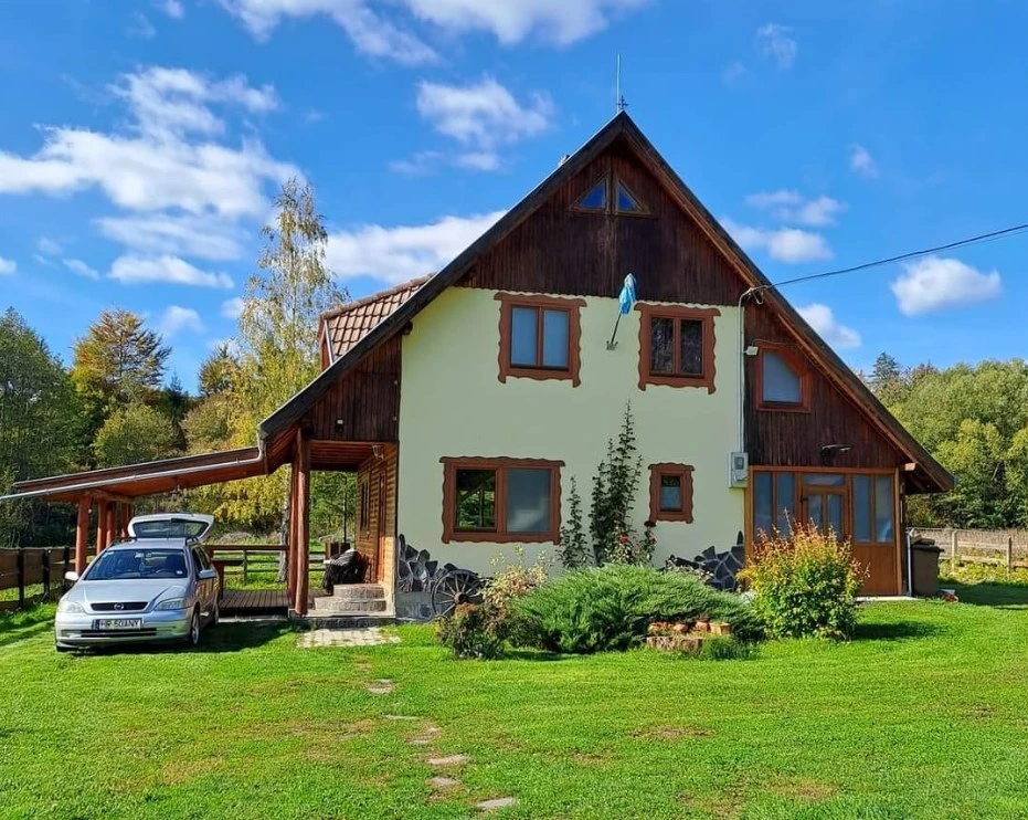 Barajul Zetea Cazare | Cabană (K0343-42) Imaginea poate fi supusă drepturilor de autor. Se recomandă contactarea titularului drepturilor.