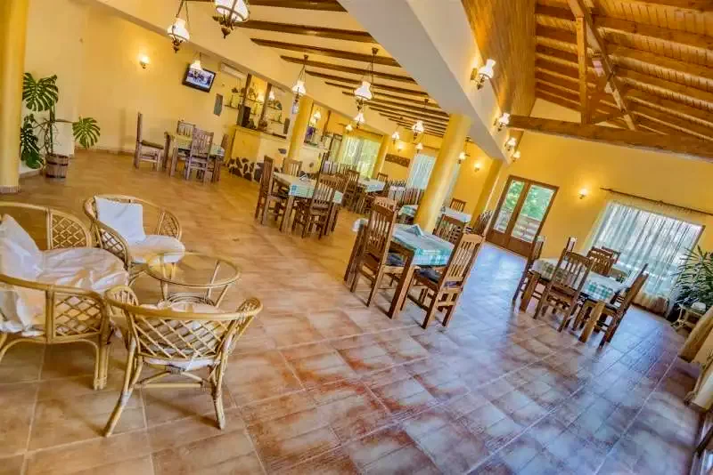 Gyulafehérvár Szállás | Motel (K1180-2) A kép szerzői jogvédelem alatt állhat. Javasolt a kapcsolatfelvétel a jog tulajdonossal.