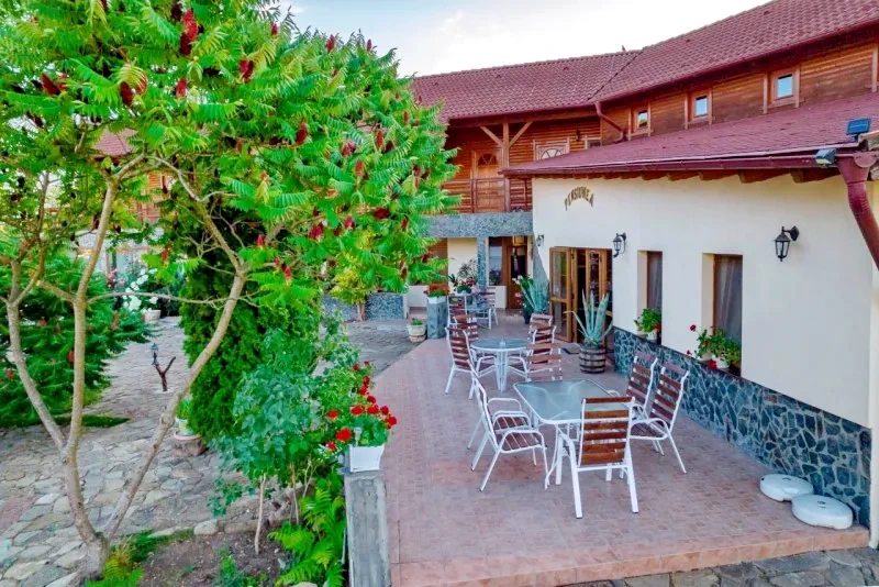 Gyulafehérvár Szállás | Motel (K1180-10) A kép szerzői jogvédelem alatt állhat. Javasolt a kapcsolatfelvétel a jog tulajdonossal.