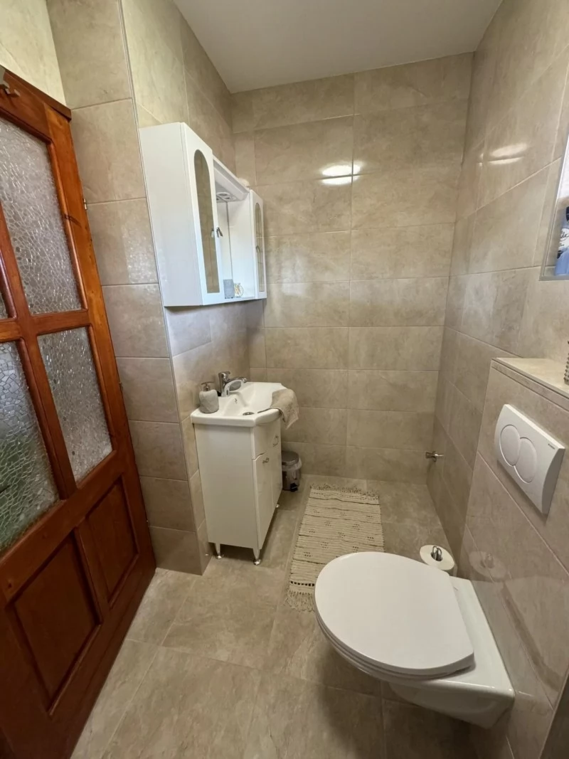 Jula Cazare | Bungalow (K1108-13) Imaginea poate fi supusă drepturilor de autor. Se recomandă contactarea titularului drepturilor.