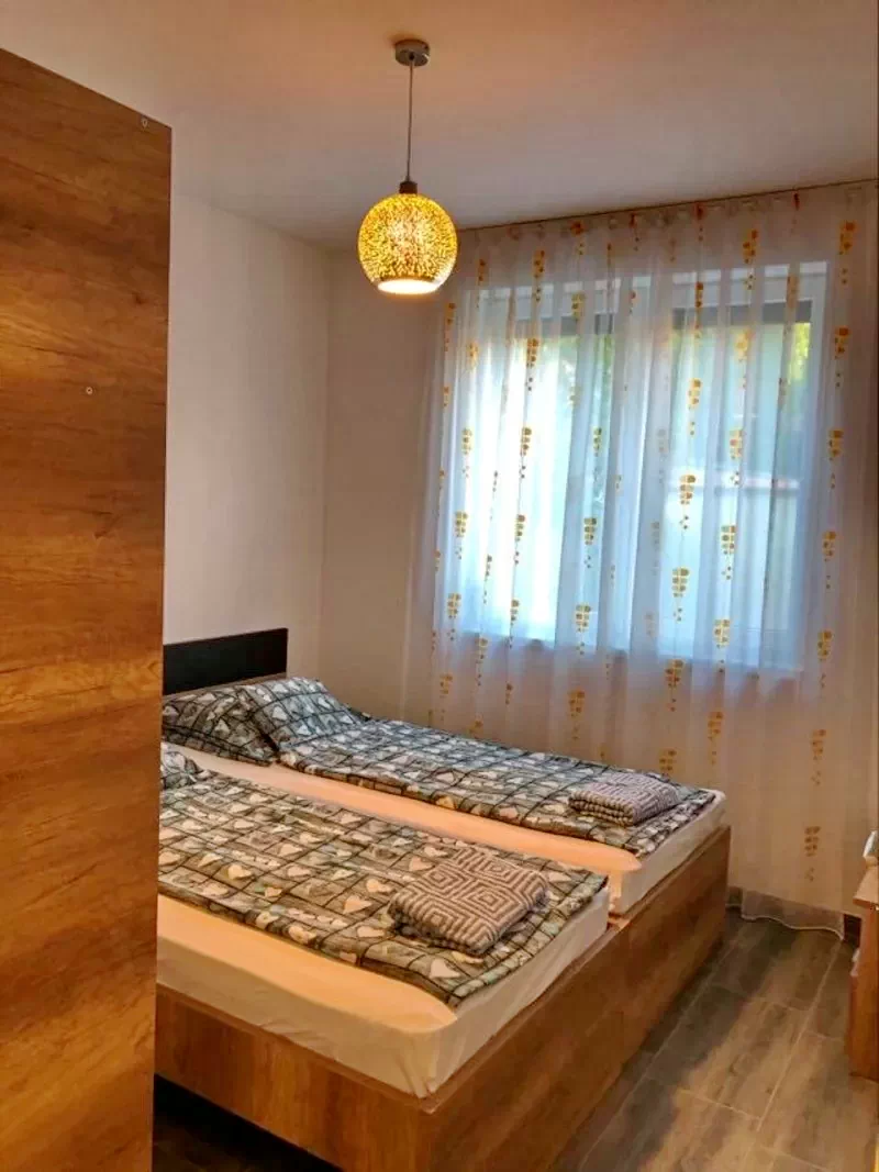  Cazare | Cabană (K0790-5) Imaginea poate fi supusă drepturilor de autor. Se recomandă contactarea titularului drepturilor.