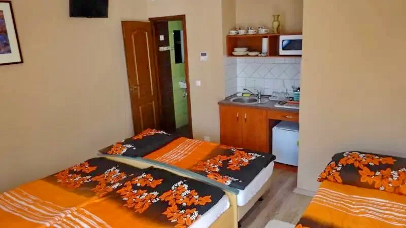  Cazare | Hotel**** (K0020-17) Imaginea poate fi supusă drepturilor de autor. Se recomandă contactarea titularului drepturilor.